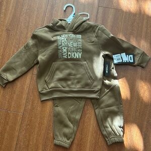DKNY 2-piece tan toddler sweatsuit set